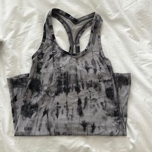 lululemon cool racerback tank nulu